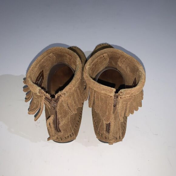 Minnetonka Boots Womens Size 6.5 Brown Suede Fringe Moccasin Ankle Back Zip - Picture 7 of 10
